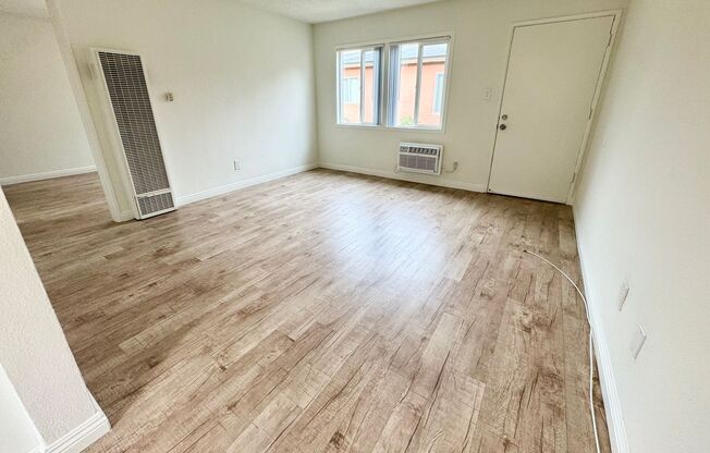 1 bed, 1 bath, $2,100, Unit 702-1