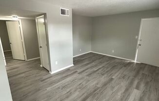 3305 TAZEWELL PIKE