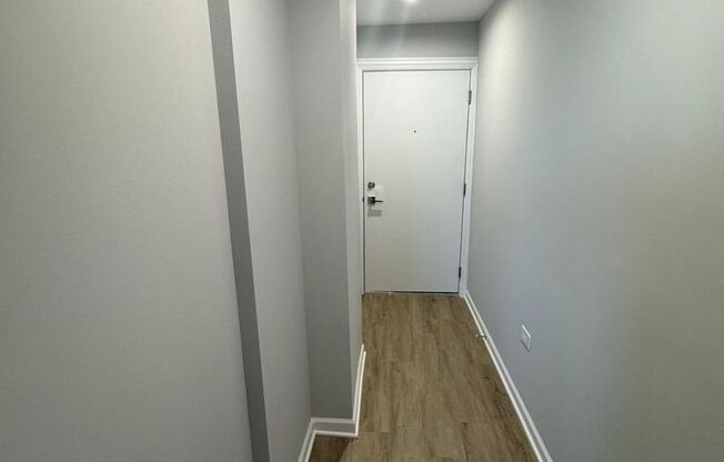 1 bed, 1 bath, 550 sqft, $1,475, Unit 404