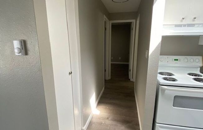 2 beds, 1 bath, 750 sqft, $1,625