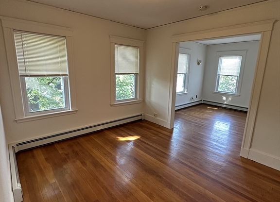 289 HIGHLAND AVE