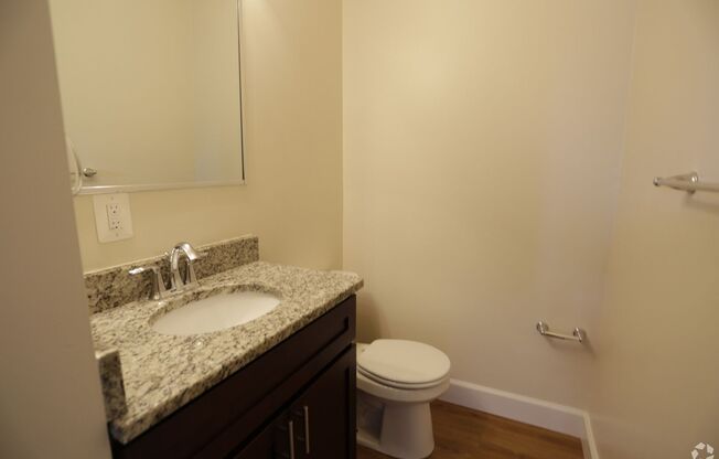 2 beds, 1.5 baths, 881 sqft, $2,150, Unit 5309 #1