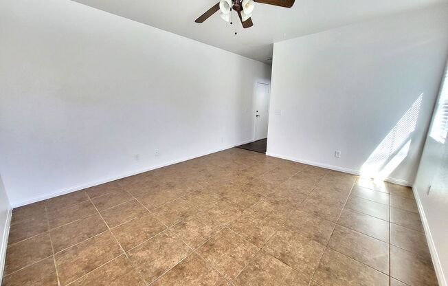 2 Primary Suites one upstairs and One Down In Montecito Community 9322 Quiet Mist