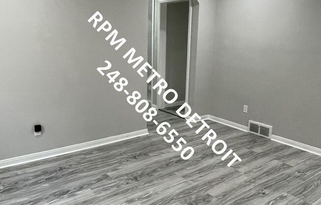 Move in Ready Bungalow in Redford