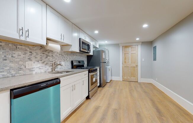 2742 Saint Paul St.