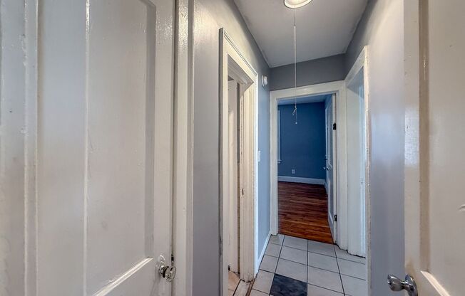 2 beds, 1 bath, 574 sqft, $1,995, Unit 257 Sheffield Ave Unit 1