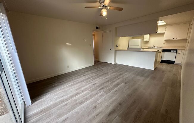 2 beds, 1 bath, 900 sqft, $1,725, Unit 1429