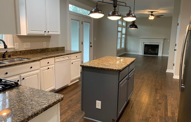 5 Bed | 3.5 Bath House with Finished Basement and Fenced Yard