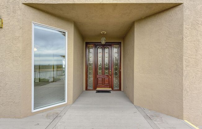 Amazing Rancho Murieta 3bd/2ba Townhouse with Lake Front Views!