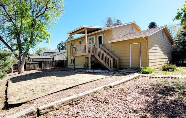 4 bedroom home with fenced back yard!