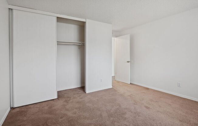 2 beds, 1 bath, 742 sqft, $1,595, Unit 45