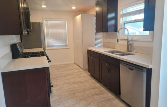 150 W CAMDEN