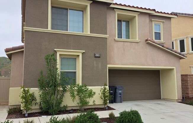 3 beds, 2.5 baths, $2,866