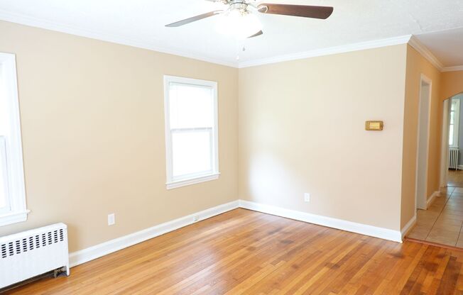 8505 Greenwood  Ave FHY Properties, LLC