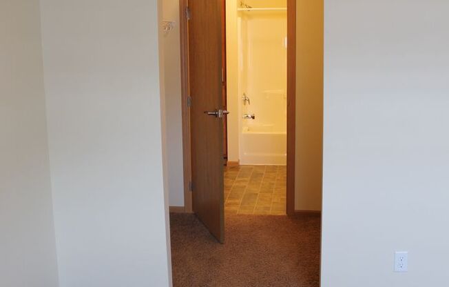 2 beds, 2 baths, 966 sqft, $1,255, Unit 5160-302