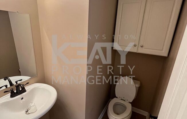 Spacious townhouse in the heart of Lafayette!