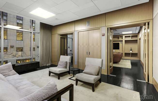 1 bed, 1 bath, 633 sqft, $6,050, Unit PHD