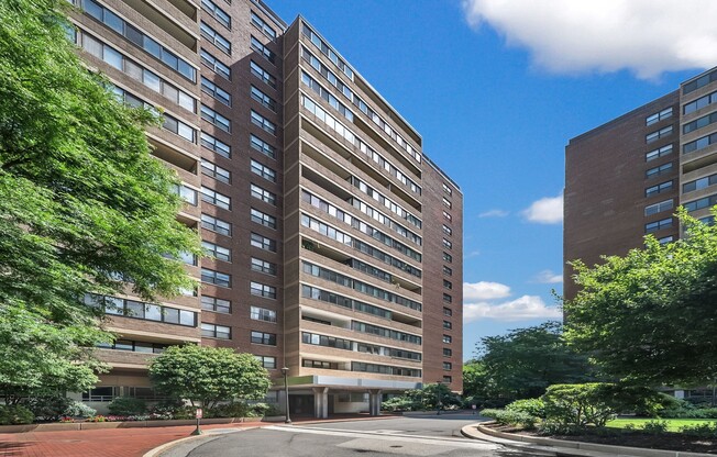 1 bed, 1 bath, 899 sqft, $3,100, Unit 7H