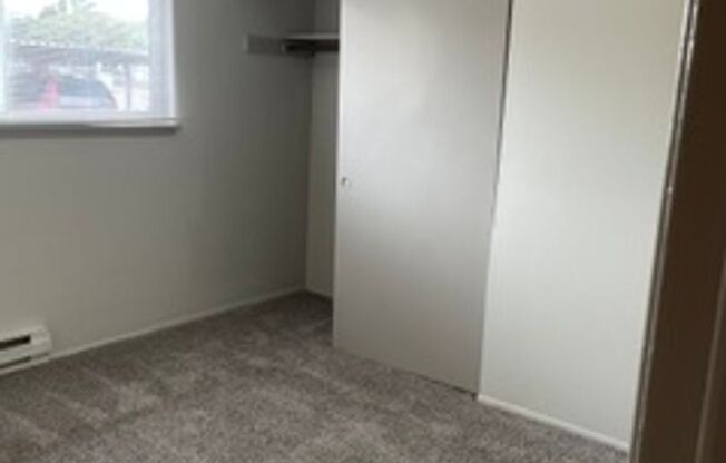 1 bed, 1 bath, 630 sqft, $1,250, Unit 35