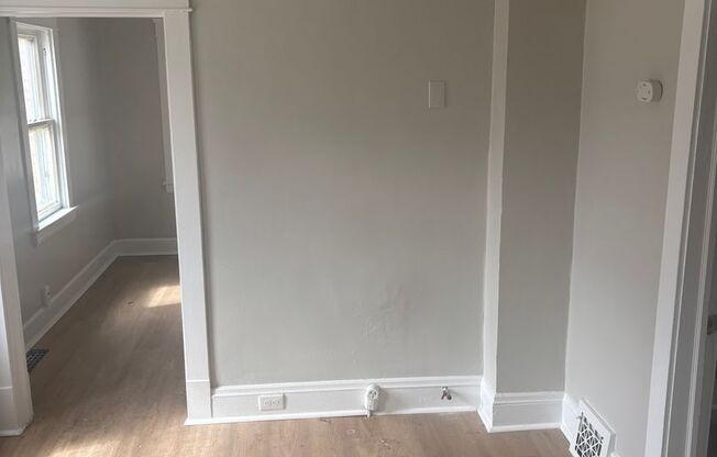 4bd Single Cleveland East Side Section 8