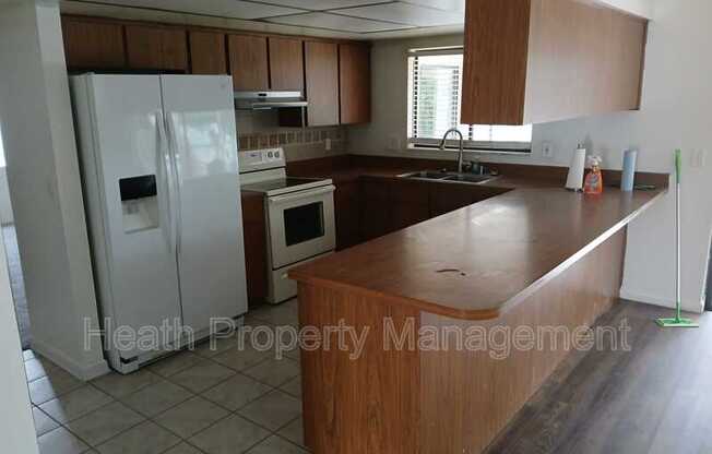 4624 LANDSCAPE DR