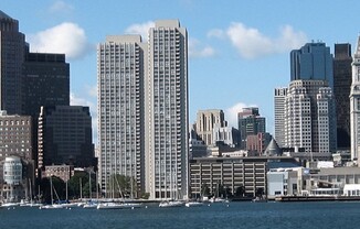 85 E India Row