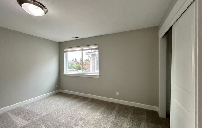 3 beds, 2.5 baths, $2,800
