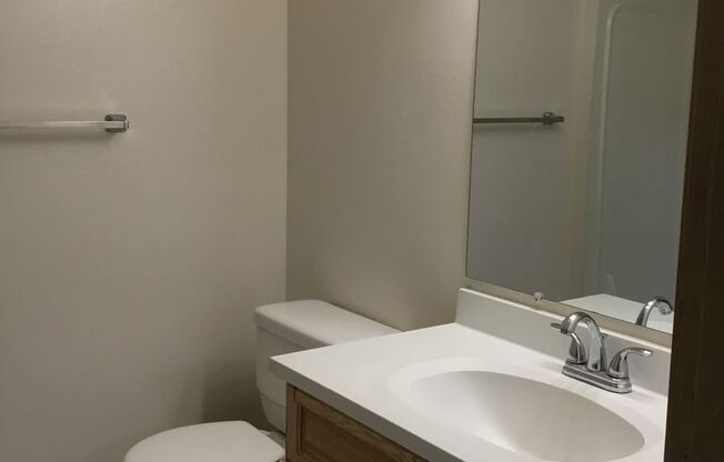 1 bed, 1 bath, 547 sqft, $1,200, Unit 18