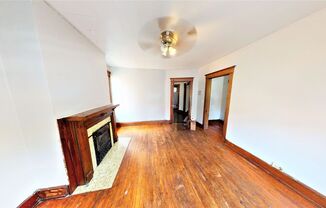 6 beds, 2 baths, $4,295, Unit 213A