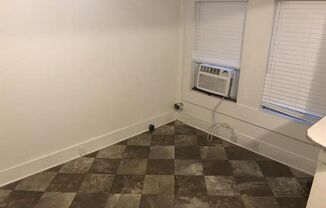 2 beds, 1 bath, $750