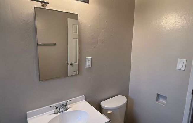 1 bed, 1 bath, 481 sqft, $2,295, Unit 44