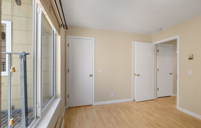 2 beds, 1 bath, 847 sqft, $3,350, Unit 367 Arguello Blvd #4