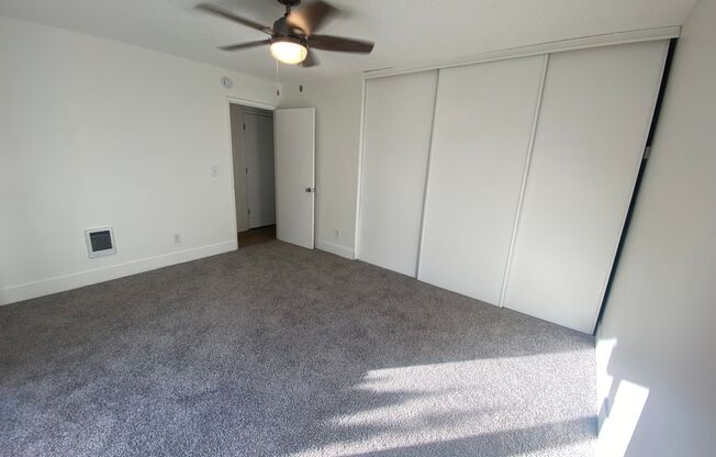 1 bed, 1 bath, 680 sqft, $1,325, Unit 27