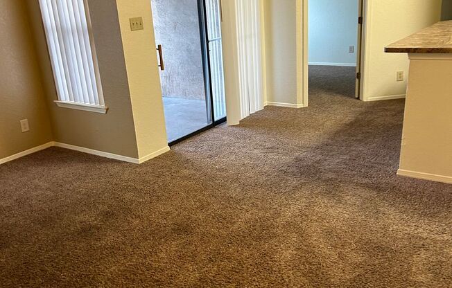2 beds, 1 bath, 861 sqft, $970, Unit 54
