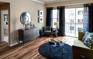3310 FAIRMOUNT