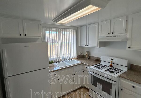 1131 BEACON ST