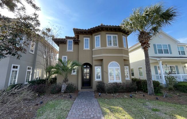 For Lease - Gorgeous 4 BR|3 BA Mediterranean Home in Magnolia Bay Club!