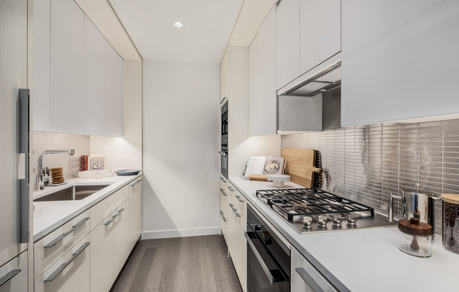 3 beds, 2 baths, 1,400 sqft, $11,995, Unit 69E
