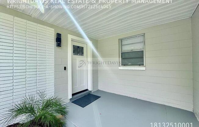 3002 E ELM ST
