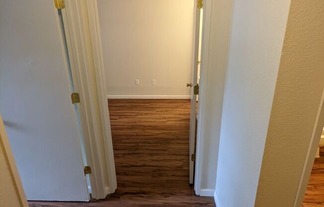 2 beds, 2 baths, 800 sqft, $1,495, Unit 4004