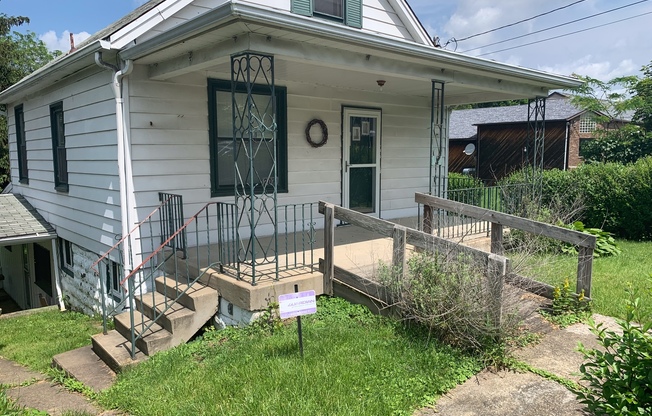 Hopewell - Near 5 Points - 2 Bedroom - 2 Bath Home