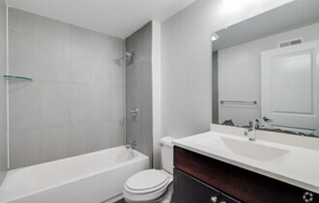 Studio, 1 bath, 410 sqft, $1,850, Unit 204