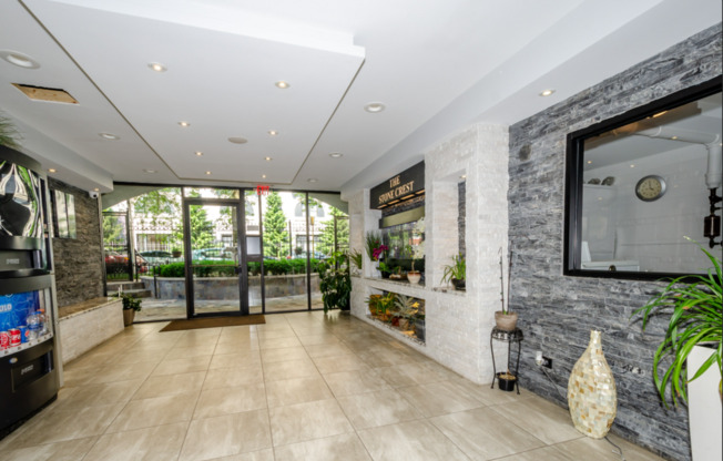 Studio, 1 bath, 352 sqft, $1,650, Unit 2B