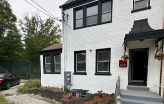 4918 N CAPITOL ST NW