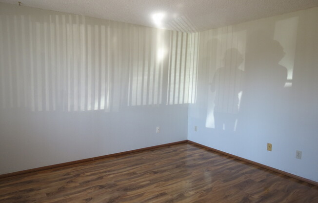 North Richland Area with short commute to PNNL & Hanford!