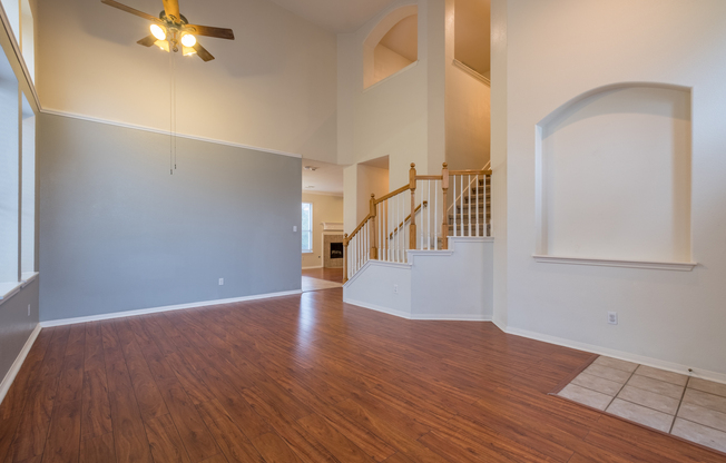 Spacious 2 Story, 3 Bedroom, 2.5 Bath Brick Home in Round Rock