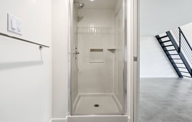 Studio, 1 bath, 707 sqft, $2,195, Unit 301-D