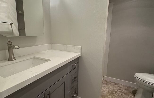 2 beds, 2 baths, 900 sqft, $2,895, Unit 302