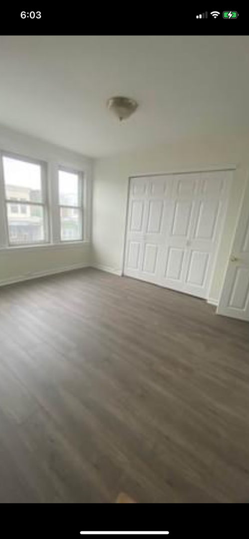 3 beds, 1 bath, $1,200