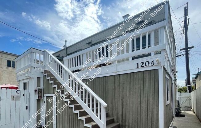 1205 BENNETT AVE